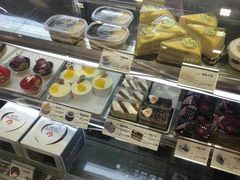 -华荣西饼屋(永护店)