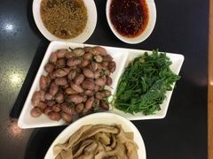 -杨记清芳牛肉拉面(宝龙广场店)