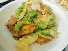 馕炒莲花白-撒拉花儿·新疆菜·清真(太阳宫店)