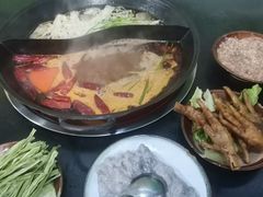 -重庆故事姊妹老火锅(财经学院店)