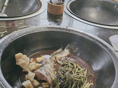 -边江铁锅炖鱼(振八街店)