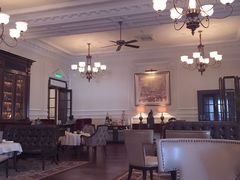 大堂-Salon de Ville浦江汇(上海外滩华尔道夫酒店店)