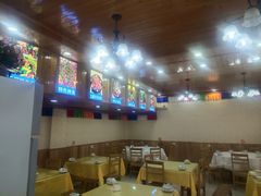 -乡土特色.冷锅鱼.牦牛肉汤锅