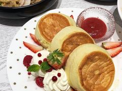 草莓舒芙蕾-娜娜家·Nana's restaurant(国金汇店)