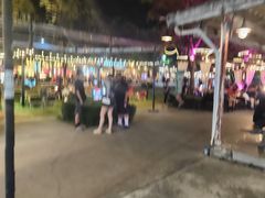 -席娜卡琳火车铁道夜市