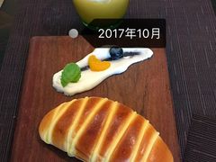 -苏州汇融广场假日酒店