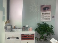 -丽心自助美甲美睫