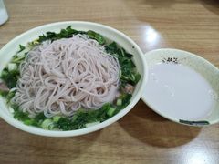 -啊墨江牛烂烀米线