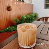 来这个小院子过夏天呀