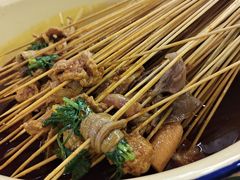 -拈签一笑黄牛肉辣卤串串
