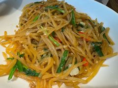 家常土豆丝-小桃红·东北菜·春饼烤鸭(南阳湖街店)