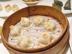 蟹粉小笼包-绿波廊(豫园店)