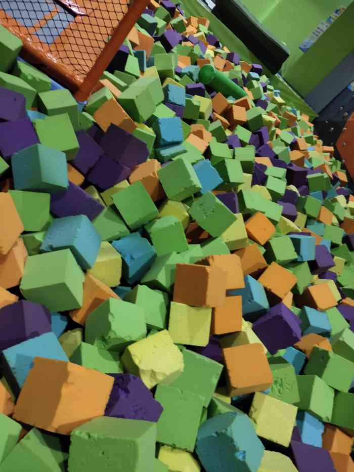 反弹蹦床公园(宝龙城市广场店)-"挺好的,孩子玩的特别开心.