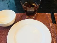 餐具摆设-胥城大厦-胥香自助餐厅