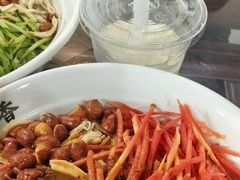 -牛一嘴·兰州牛肉面·大盘鸡(财富中心店)