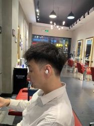 -P.R.O.salon 发哲
