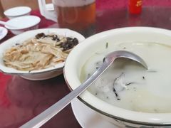 -雄仔农家菜馆·特色葱油鸡(六祖店)