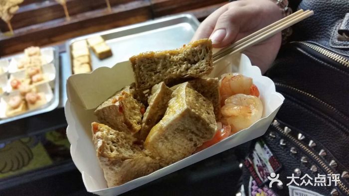 六合夜市图片