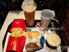 -麦当劳(得来速店)