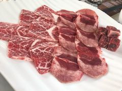 -辉哥火锅(虹桥路店)