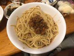 素椒杂酱面-明红蹄花(糍粑店街店)