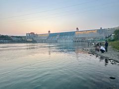 -丹水桥地锅鱼·翘嘴鲌·地方特色全鱼宴(丹江口大坝店)