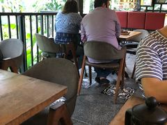 -植物园哈利亚餐厅