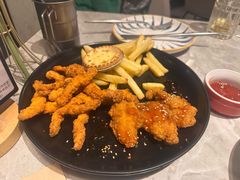 -必胜客(漕宝路店)