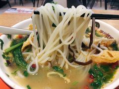 -螺小胖柳州螺蛳粉(钟楼总店)