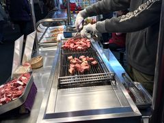 -六合夜市