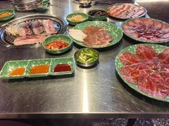 -欧巴炭烤肉오빠숯불구이(南京东路店)