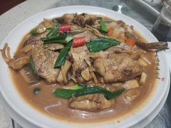 红烧杂鱼-谊荣海鲜大牌档(石湖店)