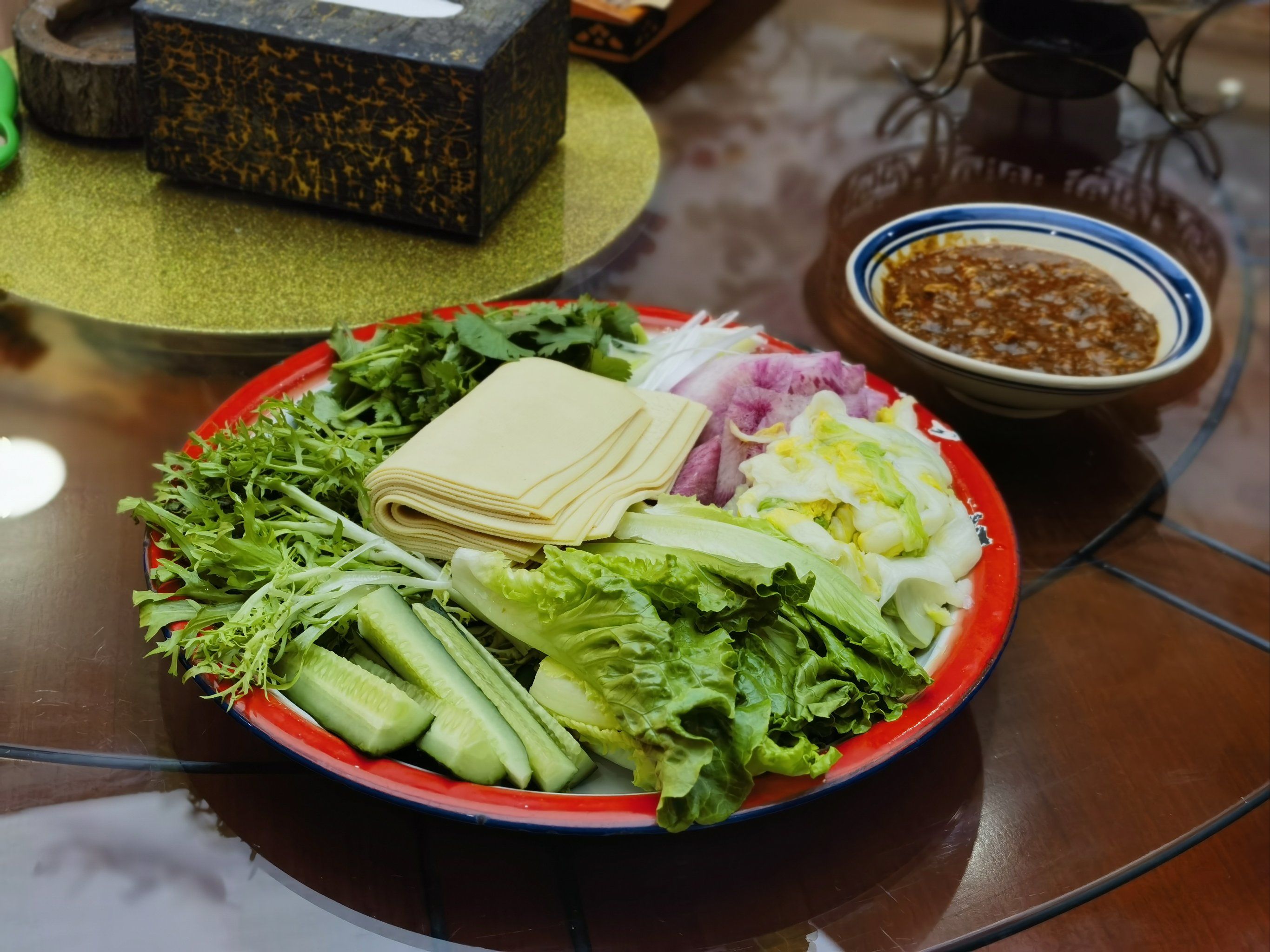 东北菜,吃不腻啊,鸡蛋酱,蘸酱菜,大拉皮,太爽口了,糖拌西红柿,小时候