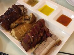 -新大咀港式茶餐厅(宝山万达店)