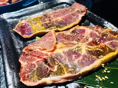 精选牛仔骨-炭虎烤肉(桂林路店)