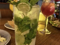 -MARU玛露音乐餐厅(大学路店)