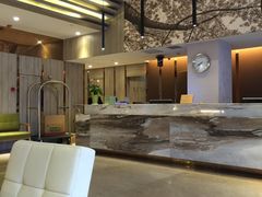 -西安大雁塔科技大学地铁站亚朵酒店