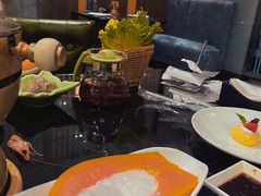 -小天鹅戴斯酒店鲸鲨百汇创作料理