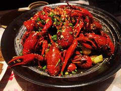 -肥肥虾庄·金牌油焖大虾(汉街SKP店)