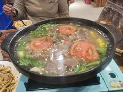 -乡土特色.冷锅鱼.牦牛肉汤锅