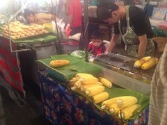 -瓦洛洛传统市场