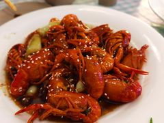 -捌贰虾蟹·江湖菜馆(江汉路店)