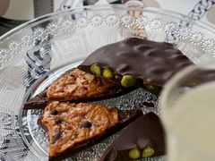 黑巧开心果-Laderach 莱德拉(上海环贸iapm店)