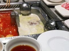 酸菜白肉锅尝新餐-海底捞火锅(万象汇店)