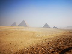 -吉萨金字塔群