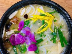 -双桥园·云南过桥米线(古城南门店)