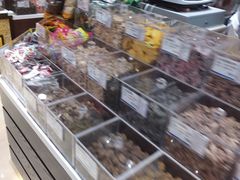 零售区-上海哈尔滨食品厂(淮海中路店)
