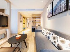 -深圳龙华大浪商业中心亚朵X酒店