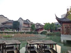 -龙潭水乡