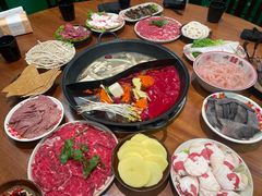 -扎起市井老火锅(乐山总店)